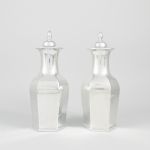 470360 Vases and covers